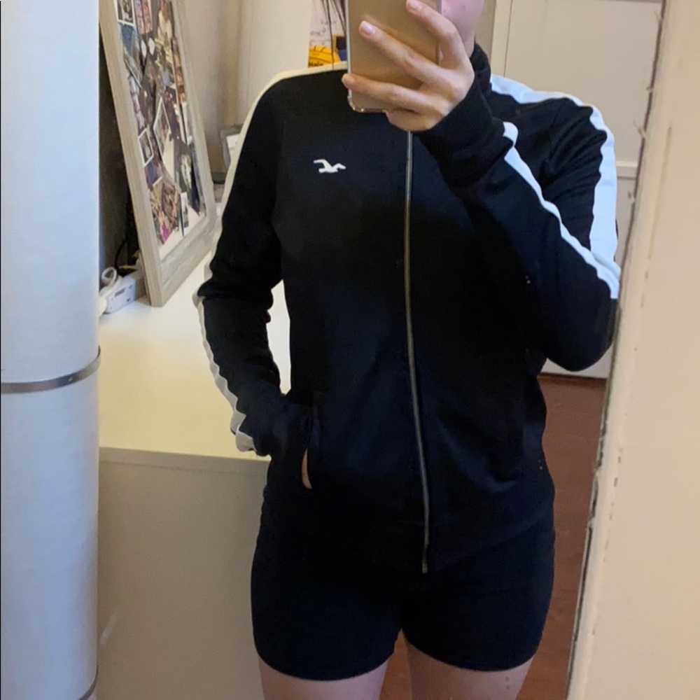 Hollister Sweater zip up turtle neck